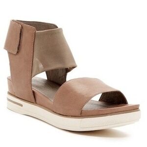EILEEN FISHER Spree Sport SandalS In Quartz Tan Leather Stretch Ankle Strap Sz 6